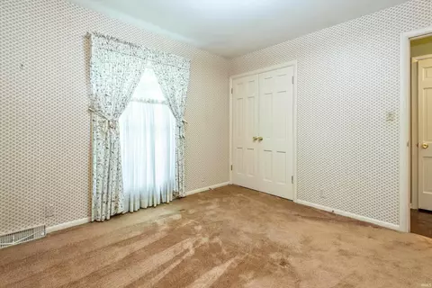 Bedroom - 409 E Woodridge Dr, Bloomington, IN 47408 photo 4 of 4