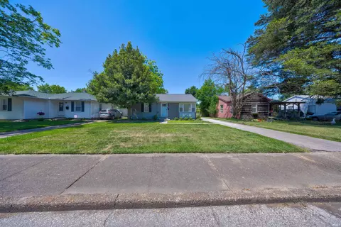 1401 S Roosevelt Dr, Evansville, IN 47714
