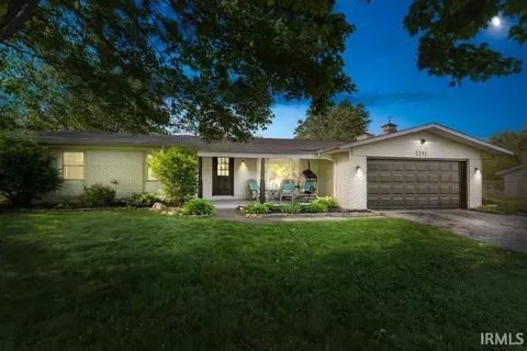 1311 Berkshire Dr, South Bend, IN 46614