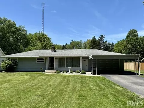 1334 Park Rd, Rochester, IN 46975