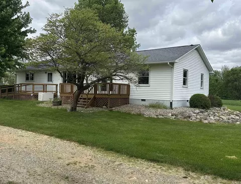 7889 King Rd, Plymouth, IN 46563