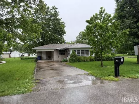 Exterior - 1104 N 8th St, Mitchell, IN 47446 photo 1 of 3