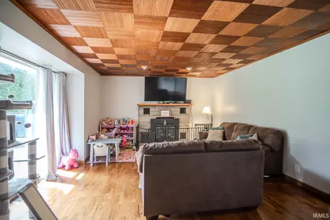 Other - 404 E Pickwick Dr, Syracuse, IN 46567 photo 1 of 7