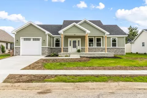 518 Lissaaron Dr, Winchester, IN 47394