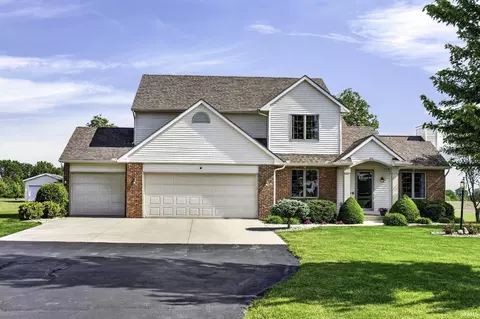 305 E 800 N, Uniondale, IN 46791