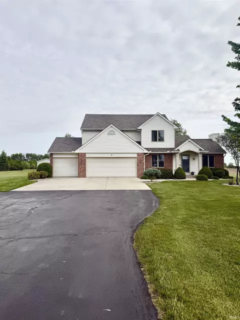 305 E 800 N, Uniondale, IN 46791