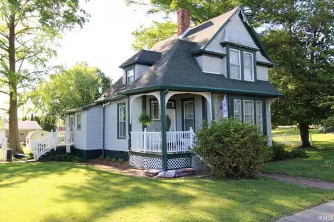 406 S Main St, Owensville, IN 47665
