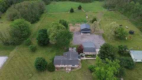 13184 State Road 120, Middlebury, IN 46540