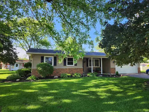 1445 Mcconnell Dr, Bluffton, IN 46714