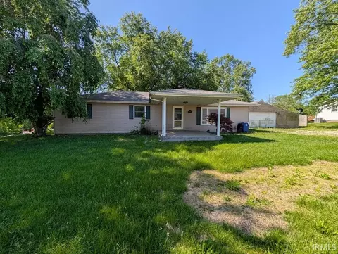 104 E Hancock Ave, Mitchell, IN 47446