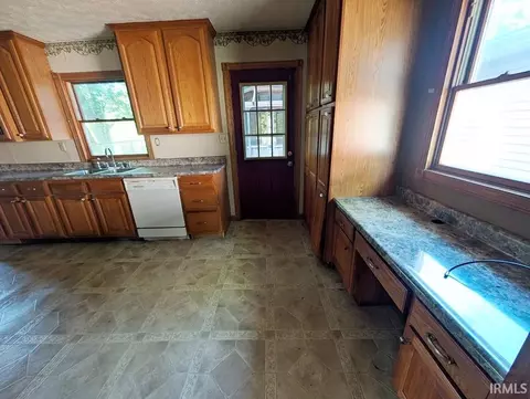 Kitchen - 104 E Hancock Ave, Mitchell, IN 47446 photo 1 of 1