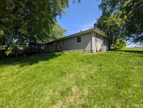 Exterior - 104 E Hancock Ave, Mitchell, IN 47446 photo 1 of 1