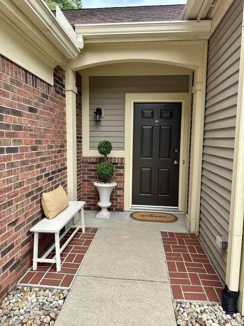Exterior - 2241 S Bent Tree Dr, Bloomington, IN 47401 photo 2 of 8