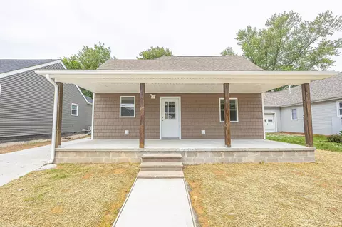 118 N Jackson St, Oakland City, IN 47660