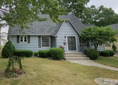 820 S 8th St, Goshen, IN 46526