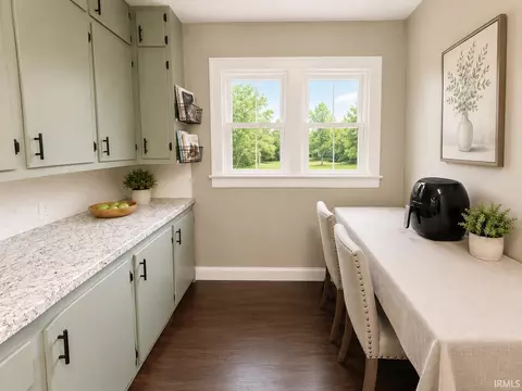 Kitchen - 9484 E 500 S Rd, Windfall, IN 46076 photo 3 of 5