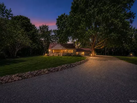 9484 E 500 S Rd, Windfall, IN 46076