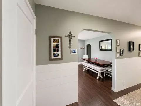 Entry Way - 9484 E 500 S Rd, Windfall, IN 46076 photo 2 of 4
