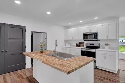 Kitchen - 1007 23rd St, Bedford, IN 47421 photo 1 of 3