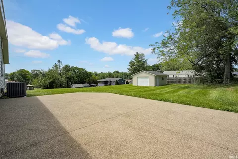 Exterior - 1007 23rd St, Bedford, IN 47421 photo 5 of 6