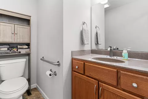 Bath - 2067 N 400 East Rd, Lafayette, IN 47905 photo 1 of 4