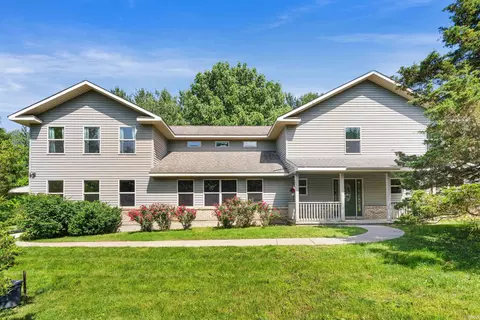 2067 N 400 East Rd, Lafayette, IN 47905