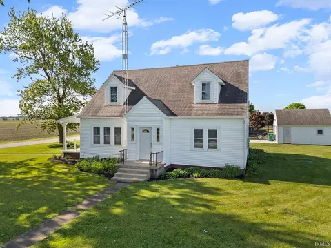 8058 S 100 E, Oxford, IN 47971