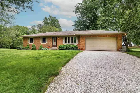 710 Mels Dr, Evansville, IN 47712