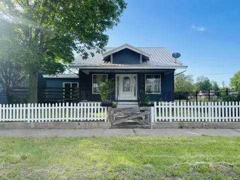 1024 E Beardsley Ave, Elkhart, IN 46514