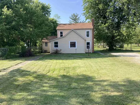 523 E Morton St, Oakland City, IN 47660