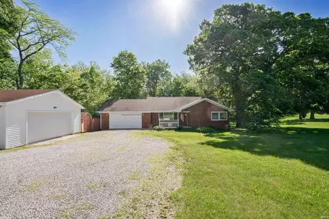 997 N 100 E Rd, Wabash, IN 46992