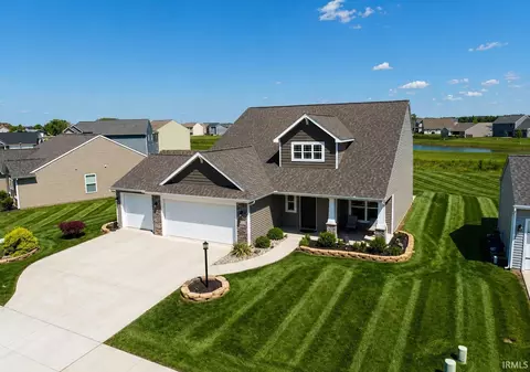 1112 Mayrock Dr, Fort Wayne, IN 46818