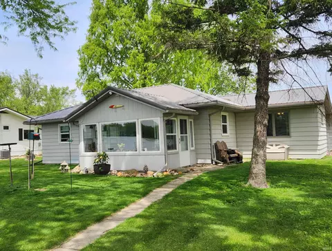 0586 S Lakeshore Dr, Kimmell, IN 46760