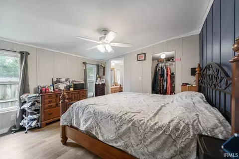 304 W Vine St, Mitchell, IN 47446 photo 7