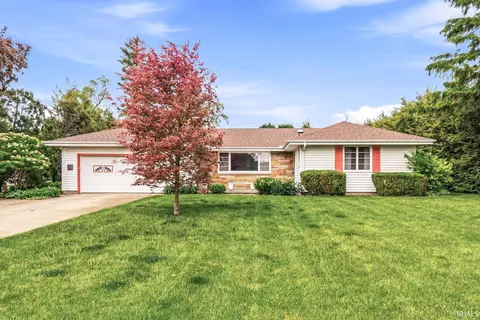 3204 Calumet Ave, Elkhart, IN 46514