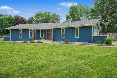 12211 Saddlehorn Ct, Granger, IN 46530