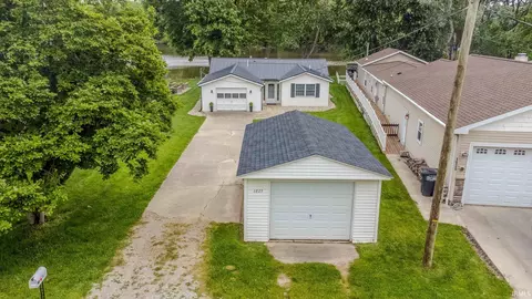 Exterior - 1823 S 445 E Royer Lk, Lagrange, IN 46761 photo 7 of 8