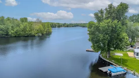 View/Area - 1823 S 445 E Royer Lk, Lagrange, IN 46761 photo 2 of 5