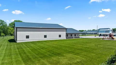 Exterior - 4160 S 600 East Rd, Hamilton, IN 46742 photo 4 of 8