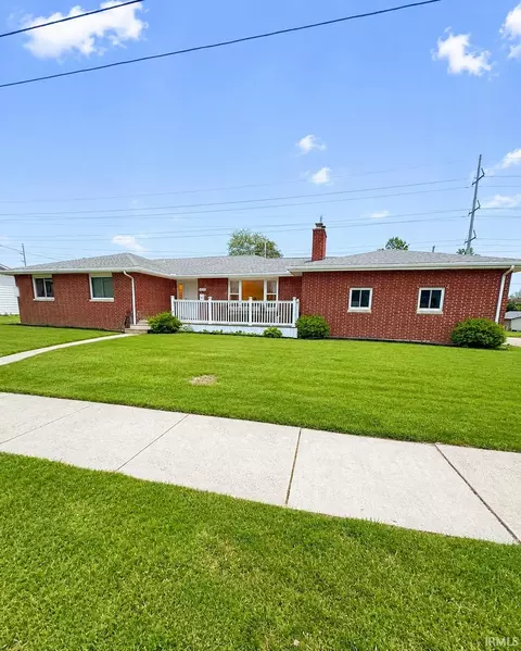 1205 Highland Dr, Auburn, IN 46706