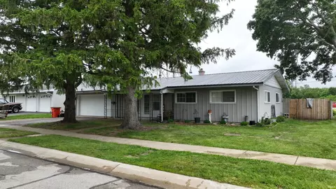 535 Twin Lakes Ave, Monticello, IN 47960