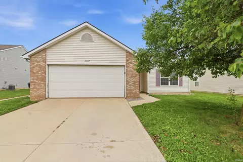 11117 La Fortuna Way, Roanoke, IN 46783