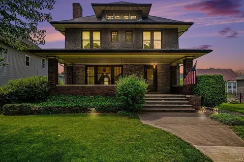 117 N 6th St, Goshen, IN 46528