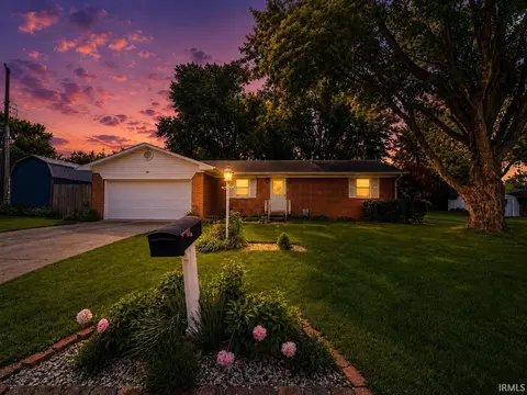 316 S Howard St, Greentown, IN 46936