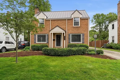 1437 E Monroe St, South Bend, IN 46615
