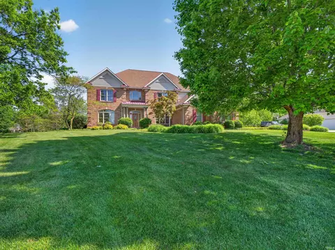 5143 N Sawgrass Ln, Leesburg, IN 46538