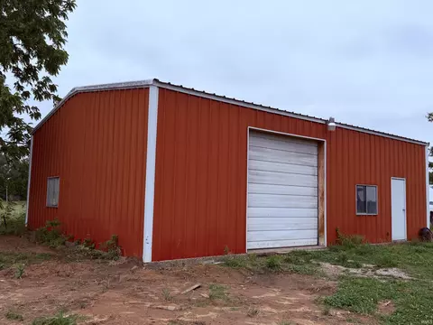 8600 Gross Rd, Mount Vernon, IN 47620