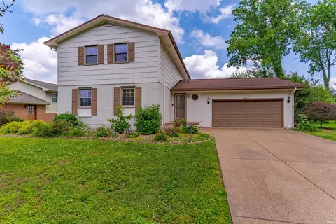 208 Camden Ct, Evansville, IN 47715