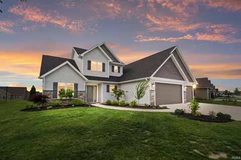 13111 Silk Tree Trl, Fort Wayne, IN 46814
