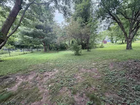 Exterior - 304 E Race St, Odon, IN 47562 photo 7 of 7